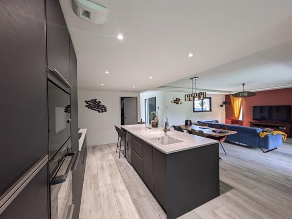 Maison à vendre |  Saint-Jean-d'Illac |  5 pièces | 124 m²