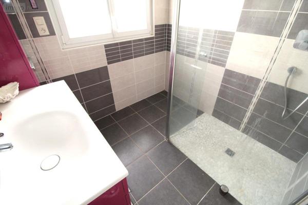 Maison à vendre à Royan en Charente-Maritime (17200), ref : 17111-588