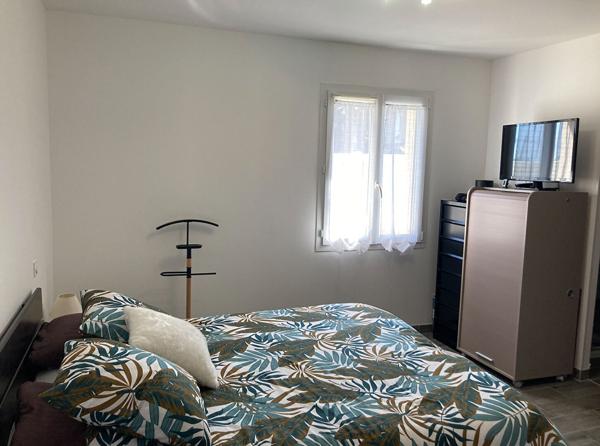Plain pied 152 m avec piscine 4 chambres & chauffage au sol à Tonnay-Charente Tonnay charente Plain pied 152 m avec piscine 4 chambres & chauffage au sol à Tonnay-Charente Tonnay charente