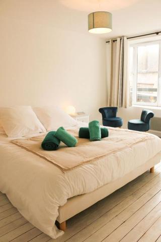 Ensemble immobilier Mortagne sur Sèvre 20 pièces 373 m2