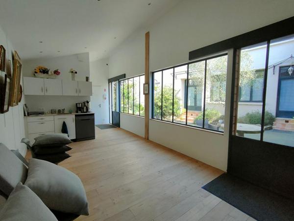 Ensemble immobilier Mortagne sur Sèvre 20 pièces 373 m2