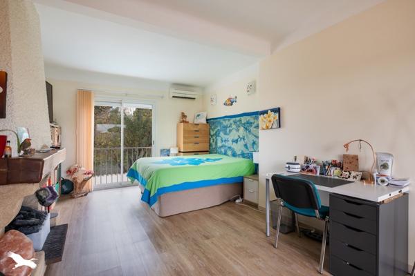 Maison à vendre |  Le Crès |  7 pièces | 220 m²