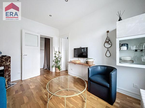 A louer meublé - 2 pièces- Place Gambetta