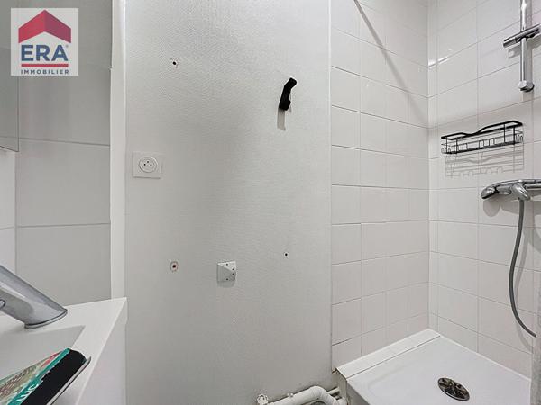 A louer meublé - 2 pièces- Place Gambetta