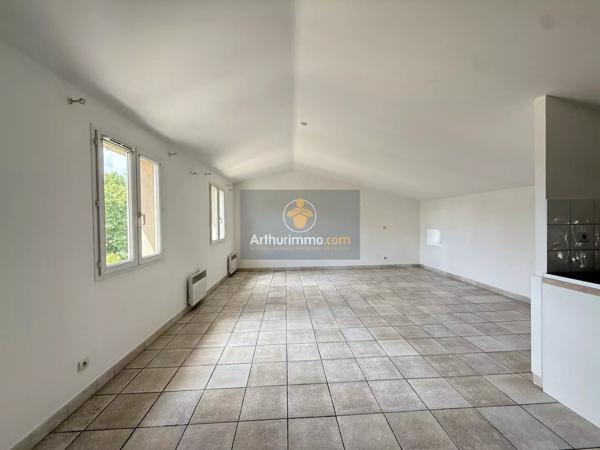 Location Appartement 2 pièces 56 m2 à Bollène