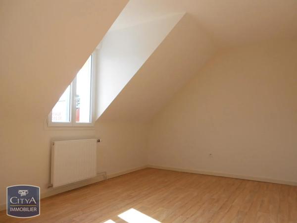 Maison à louer 4 pièces 105.41m² Déols (36130)
