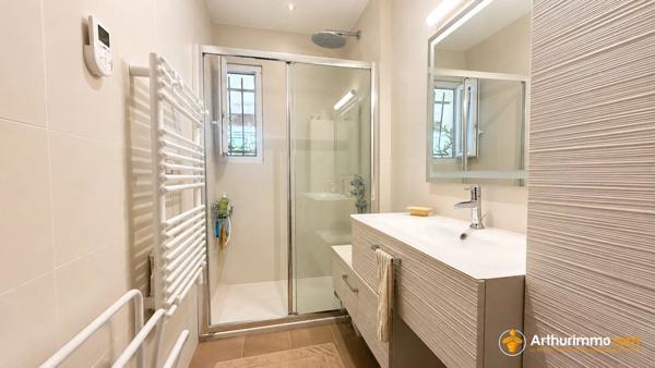 Vente                                                      Villa
                        
                     4 pièces                      107 m2                     à Pourrières