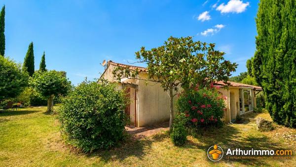 Vente                                                      Villa
                        
                     4 pièces                      107 m2                     à Pourrières