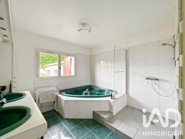 Maison à vendre 5 pièces 110 m² Montfermeil