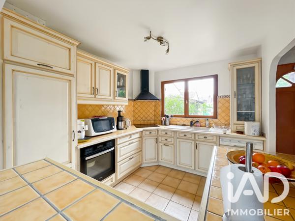 Maison à vendre 5 pièces 110 m² Montfermeil