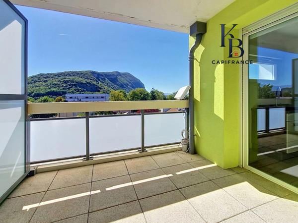 ANNEMASSE (74) - A LOUER - T2 avec place de parking - Location vide