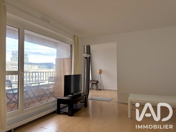 Location appartement 2 pièces 46 m² Nanterre