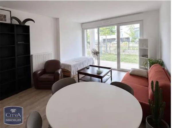 Appartement à louer 3 pièces 60.6m² Angers (49100)