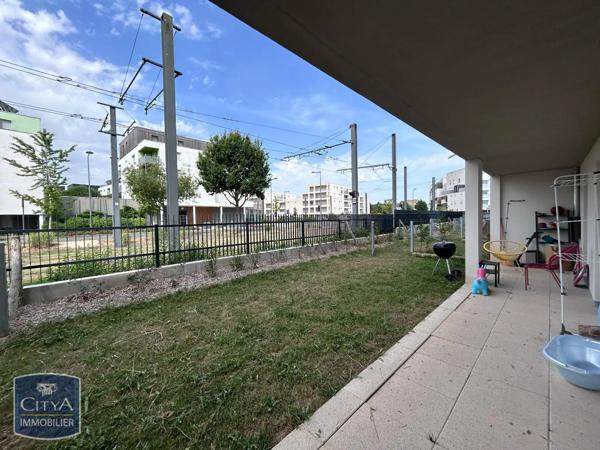 Appartement à louer 3 pièces 60.6m² Angers (49100)