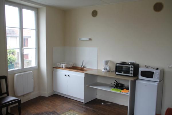 Excellente opportunité d'investissement : immeuble comprenant 3 petits appartements destinés à la location