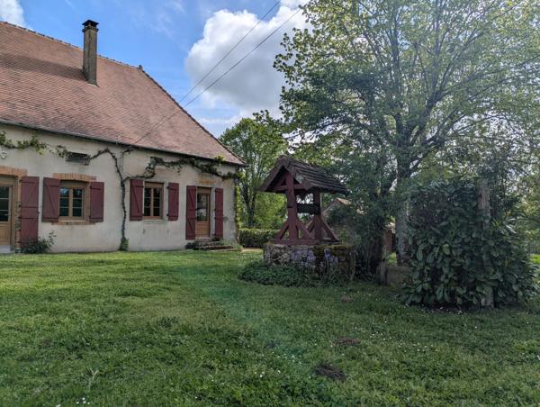Jolie propriété de 4 chambres au potentiel énorme, avec vue sur la campagne de la Vienne