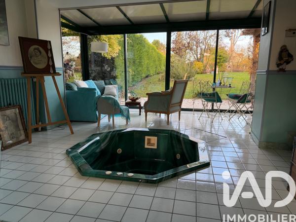 Maison à vendre 8 pièces 205 m² Montholon