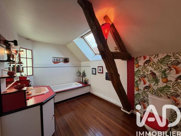 Maison à vendre 8 pièces 205 m² Montholon