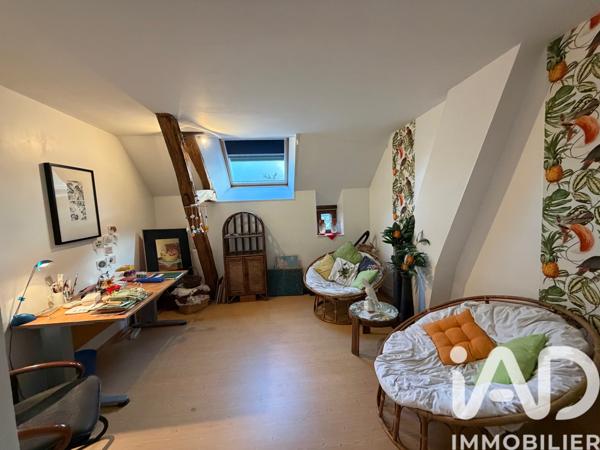 Maison à vendre 8 pièces 205 m² Montholon
