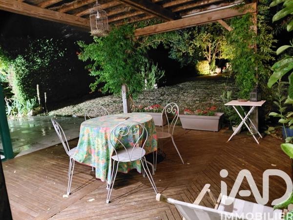 Maison à vendre 8 pièces 205 m² Montholon