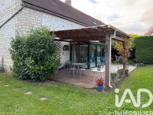 Maison à vendre 8 pièces 205 m² Montholon