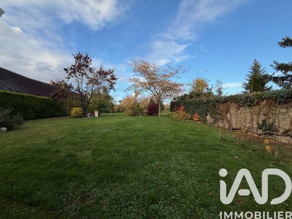 Maison à vendre 8 pièces 205 m² Montholon