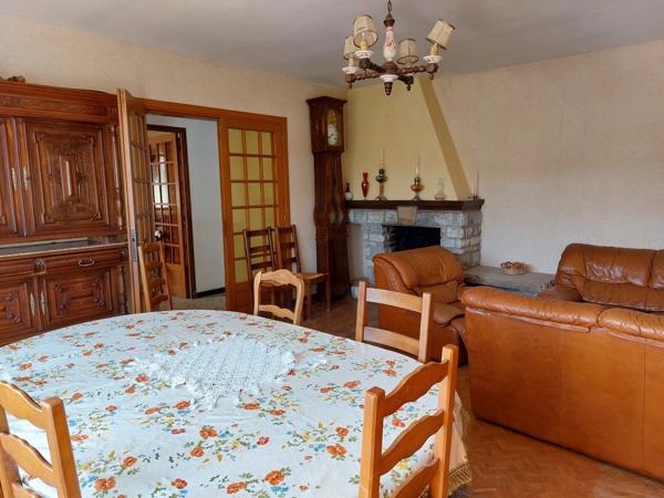 Maison avec 5 chambres proche d'une gare