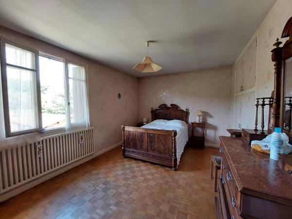 Maison avec 5 chambres proche d'une gare