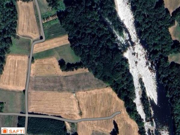 Différentes parcelles de terrains boisés