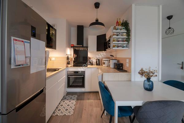 Appartement 63m² ascenceur + balcon