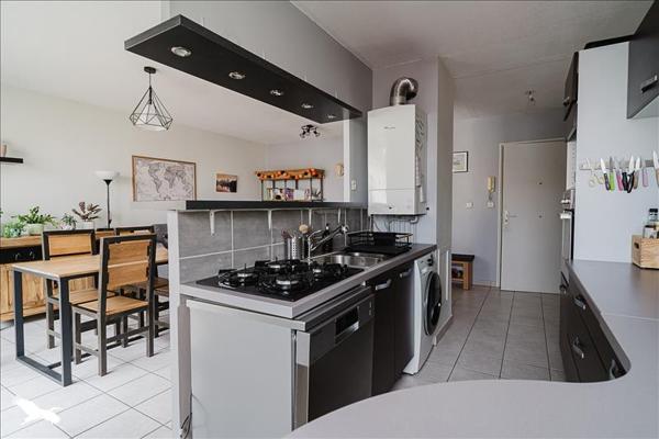 Appartement à vendre |  Villeurbanne |  3 pièces | 62 m²