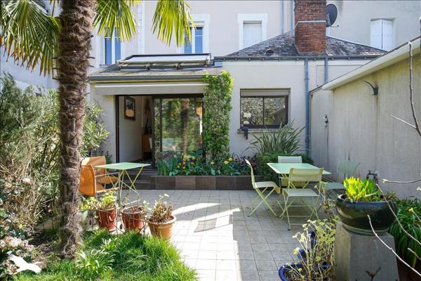 Maison à vendre |  Tours |  9 pièces | 134 m²