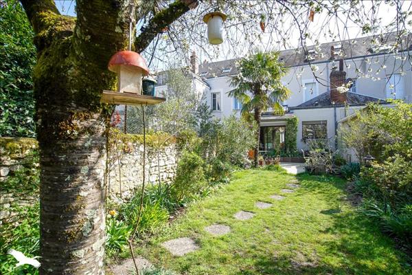 Maison à vendre |  Tours |  9 pièces | 134 m²