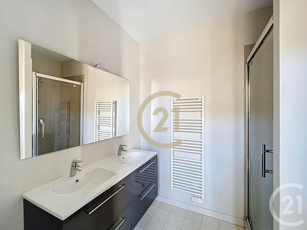 Appartement F3 à vendre  3 pièces - 76,20 m2 UZES - 30