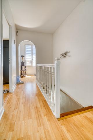 Maison
         4 pièces
        - 105 m² Exclusivité 470 000 € *