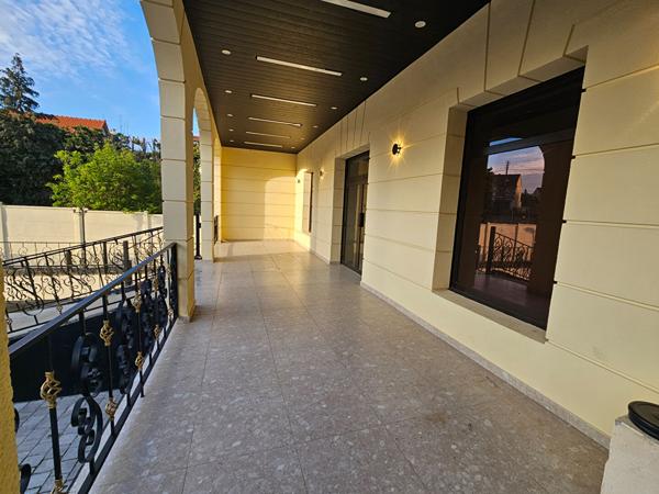 Local d'activité commercial de 360m2 à GROSLAY