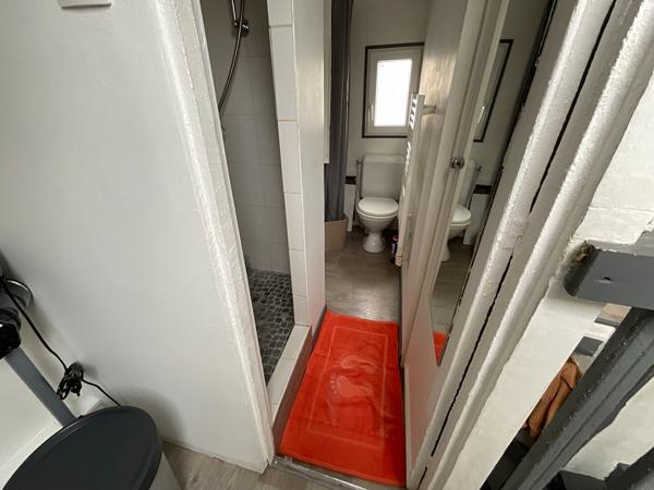 Beau Studio meublé à louer centre ville proche gare