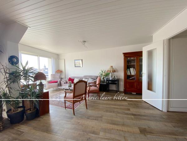 Appartement d'exception à vendre 3 pièces SAINT GILLES CROIX DE VIE (85), appartement situé au dernier étage avec garage