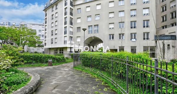 À vendre Studio 37 m² - Cergy 95800