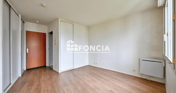 À vendre Studio 37 m² - Cergy 95800