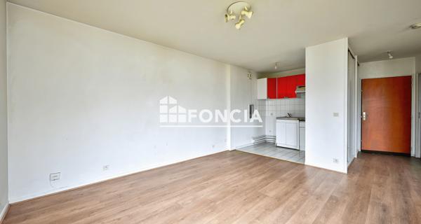 À vendre Studio 37 m² - Cergy 95800