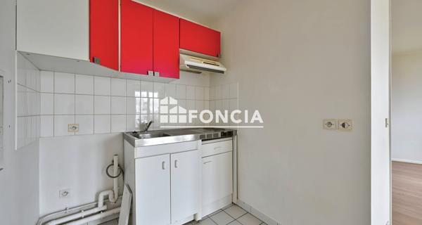 À vendre Studio 37 m² - Cergy 95800