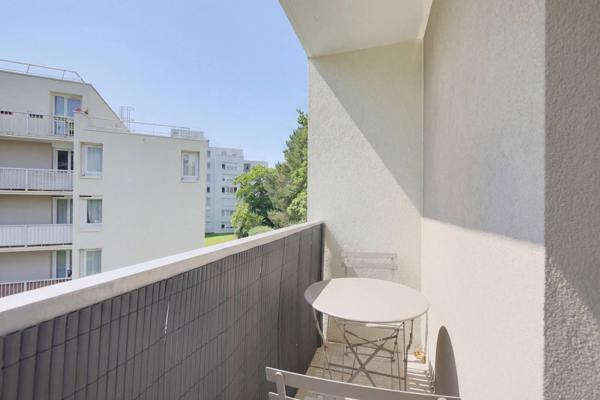 Appartement Roissy En Brie 3 pièce(s) 73.8 m2