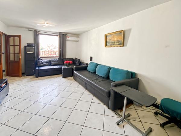 Maison Vaureal 6 pièces 90 m2 avec terrain et garage