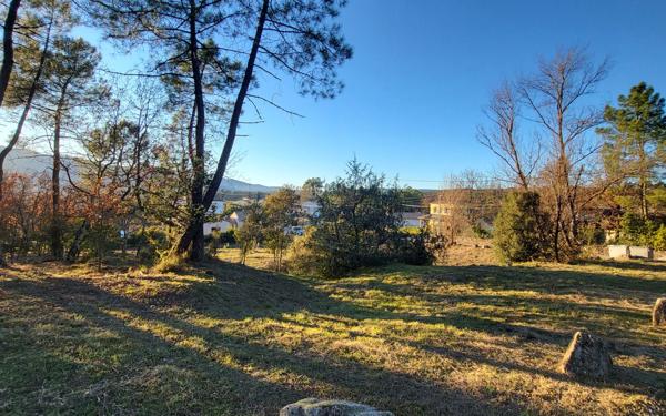 Terrain à vendre    Les Assions