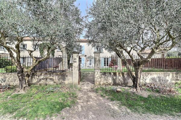 A VENDRE  VEDENE Maison 4 pièce(s) 97 m²