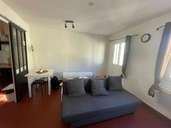 AVIGNON - INTRA MUROS - APPARTEMENT TYPE 1 A VENDRE - 24 M² -