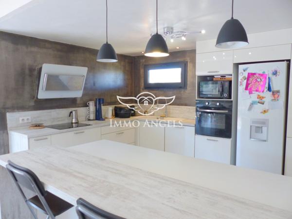 Maison T5 de 148m² sur 655m² de terrain