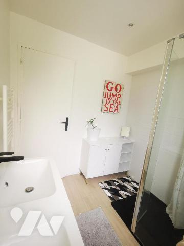 A Vendre - Perros-Guirec (22700) en Côtes-d'Armor (22), une maison d'une surface habitable de 1...