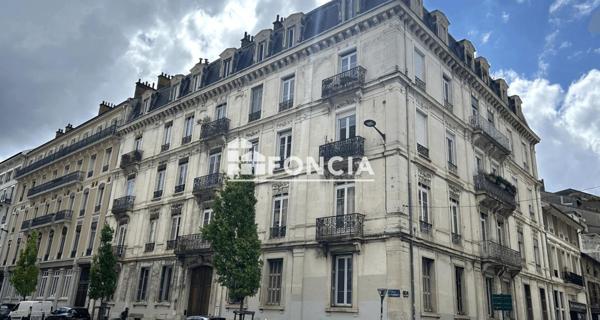 À vendre Appartement 166 m² - Grenoble 38000